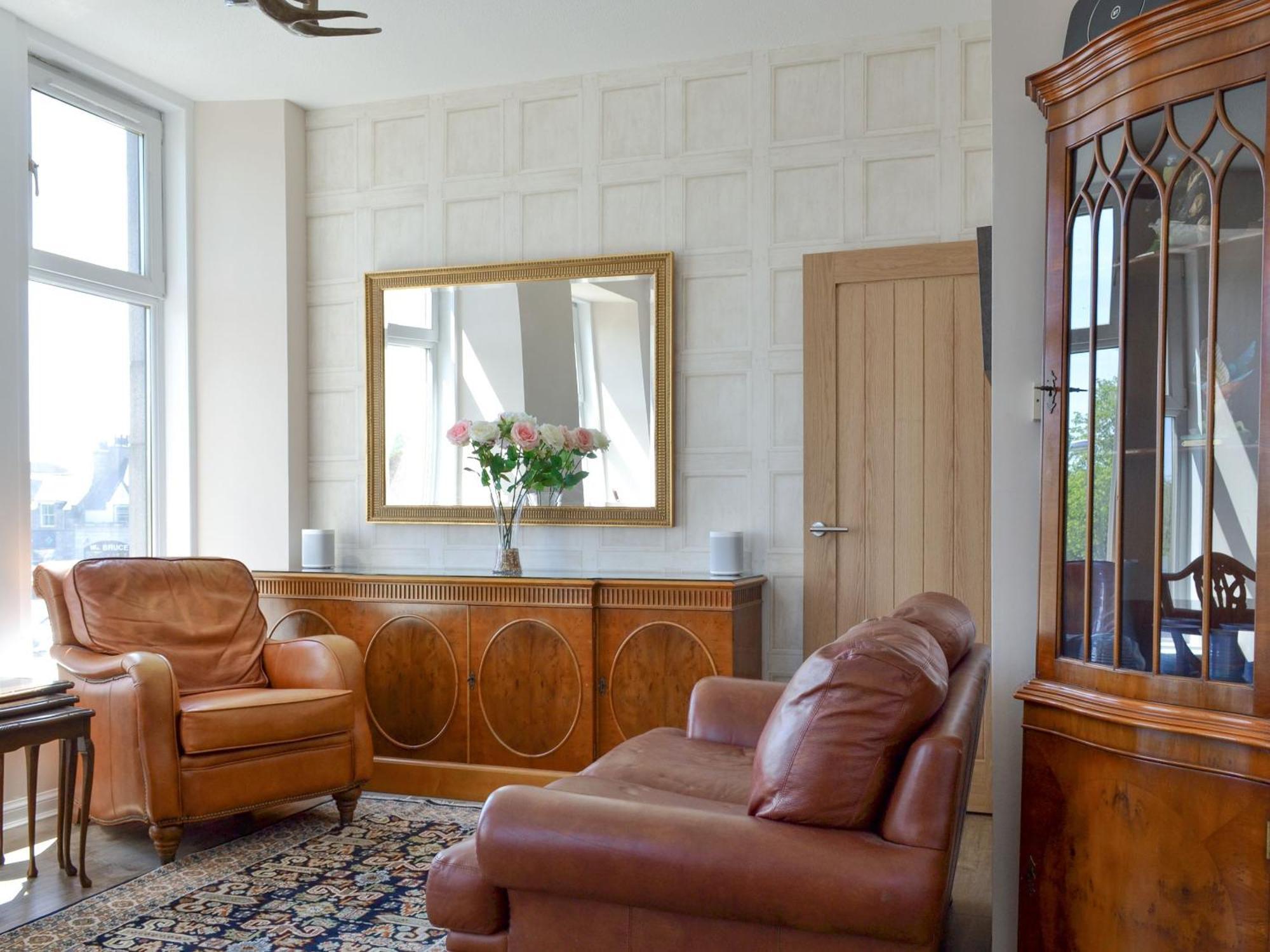 Inver House Apartment Инверури Экстерьер фото